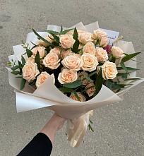 Букет Кремовые розы Латте в Давлеканово